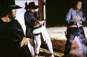 Tu nombre ya está en una cruz: Django il bastardo. El pistolero el spagheti-western como revenant. 43356399
