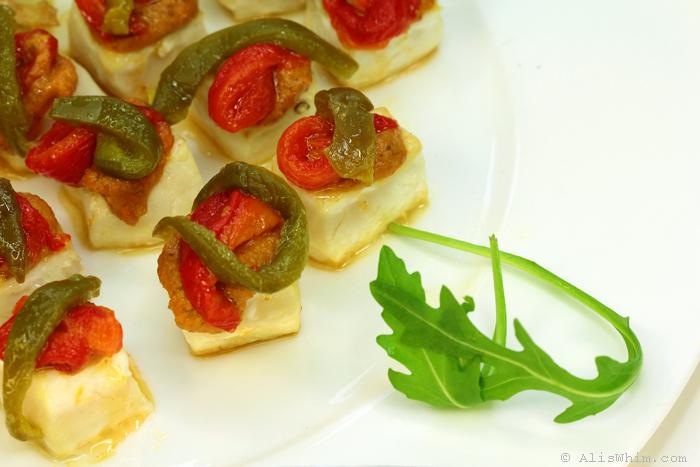 Bocaditos de espadón con salsa romesco a mi manera swordfish cubes with romesco and roasted pepper