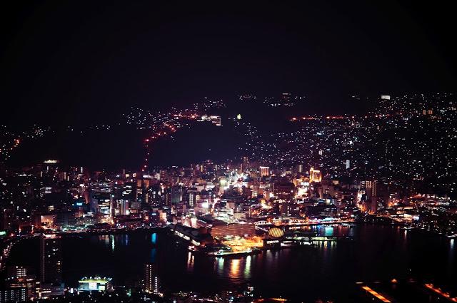 Vistas nocturnas de Nagasaki Vistas nocturnas de Nagasaki