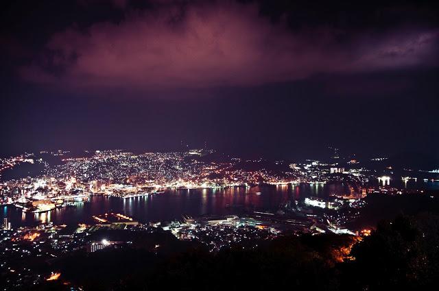 Vistas nocturnas de Nagasaki Vistas nocturnas de Nagasaki