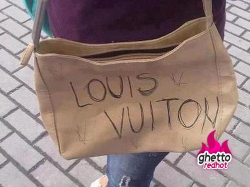 Cuidado con la imitaciones: carteras Louis Vuitton verdaderas o falsas?