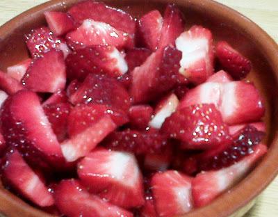 Fresas con azúcar y vinagre Fresas con azúcar y vinagre