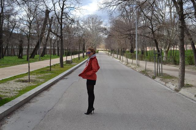 HAPPY TUESDAYBuenos días!!! Hoy os enseño un look de esos... HAPPY TUESDAYBuenos días!!! Hoy os enseño un look de esos...