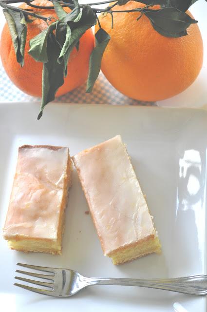 BIZCOCHO DE NARANJA CON GLASEADO DE NARANJA. ORANGE CAKE WITH ORANGE GLAZE