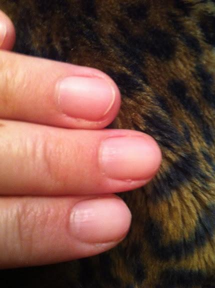 Después de utilizar el lado azul Probando el kit para embellecer las uñas de Premier.