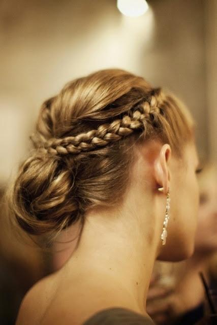 PASO A PASO DE 3 PEINADOS CON TRENZA: pelo corto, media melena y largo PASO A PASO DE 3 PEINADOS CON TRENZA: pelo corto, media melena y largo