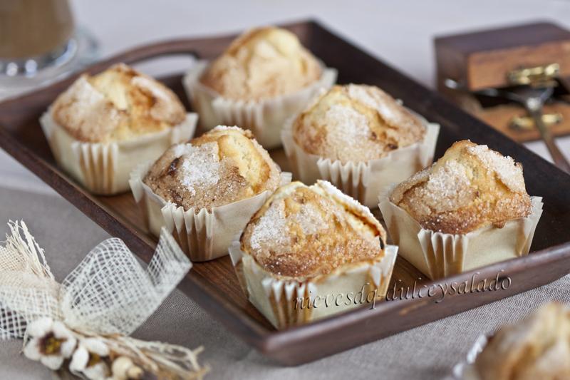 MAGDALENAS CON COPETE MAGDALENAS CON COPETE