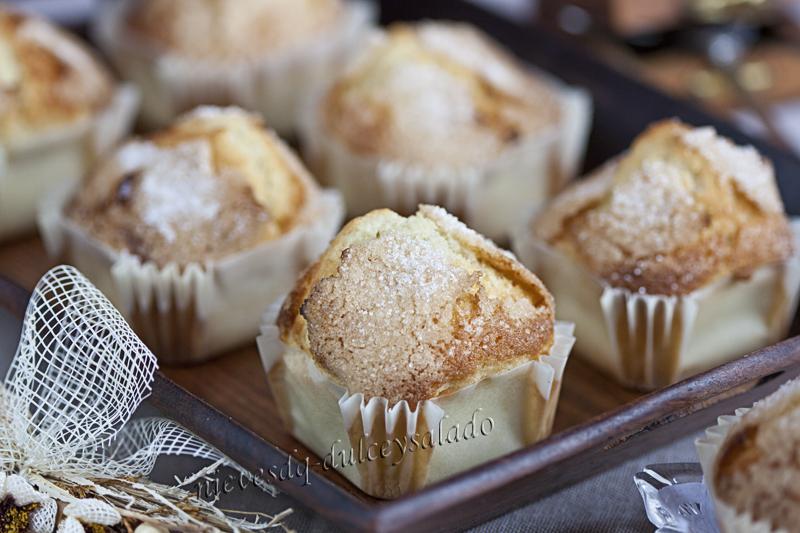 MAGDALENAS CON COPETE MAGDALENAS CON COPETE