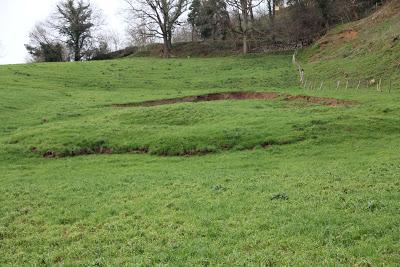 El desprendimiento de la carretera a Gaztelu El desprendimiento de la carretera a Gaztelu