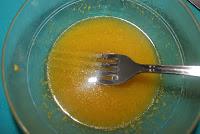 Anillas de Calamar a la Romana con Escarola y salsa Andaluza Anillas de Calamar a la Romana con Escarola y salsa Andaluza