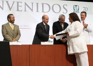 El IMSS, referente nacional e internacional en la formación de especialistas: José Antonio González Anaya