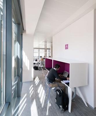 Oficinas del siglo XXI: Un trabajo a realizar vs. Un lugar donde sentarse. Oficinas del siglo XXI: Un trabajo a realizar vs. Un lugar donde sentarse.