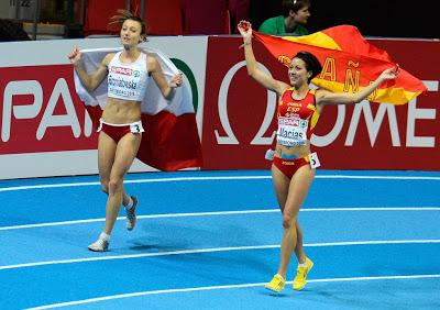 Isabel Macías protagoniza su mejor crónica Isabel Macías protagoniza su mejor crónica