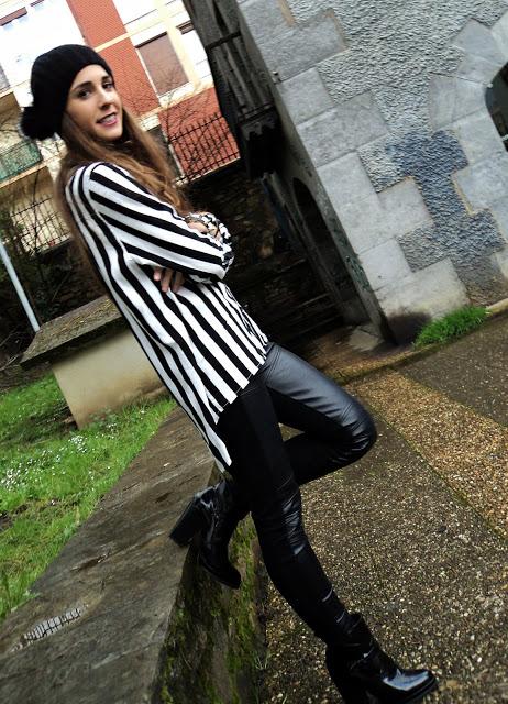 Black & White Stripes Black & White Stripes
