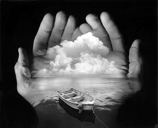 LUNES DE BESOS ELECTROCKOCS i m´en vaig a peu... LUNES DE BESOS ELECTROCKOCS i m´en vaig a peu...