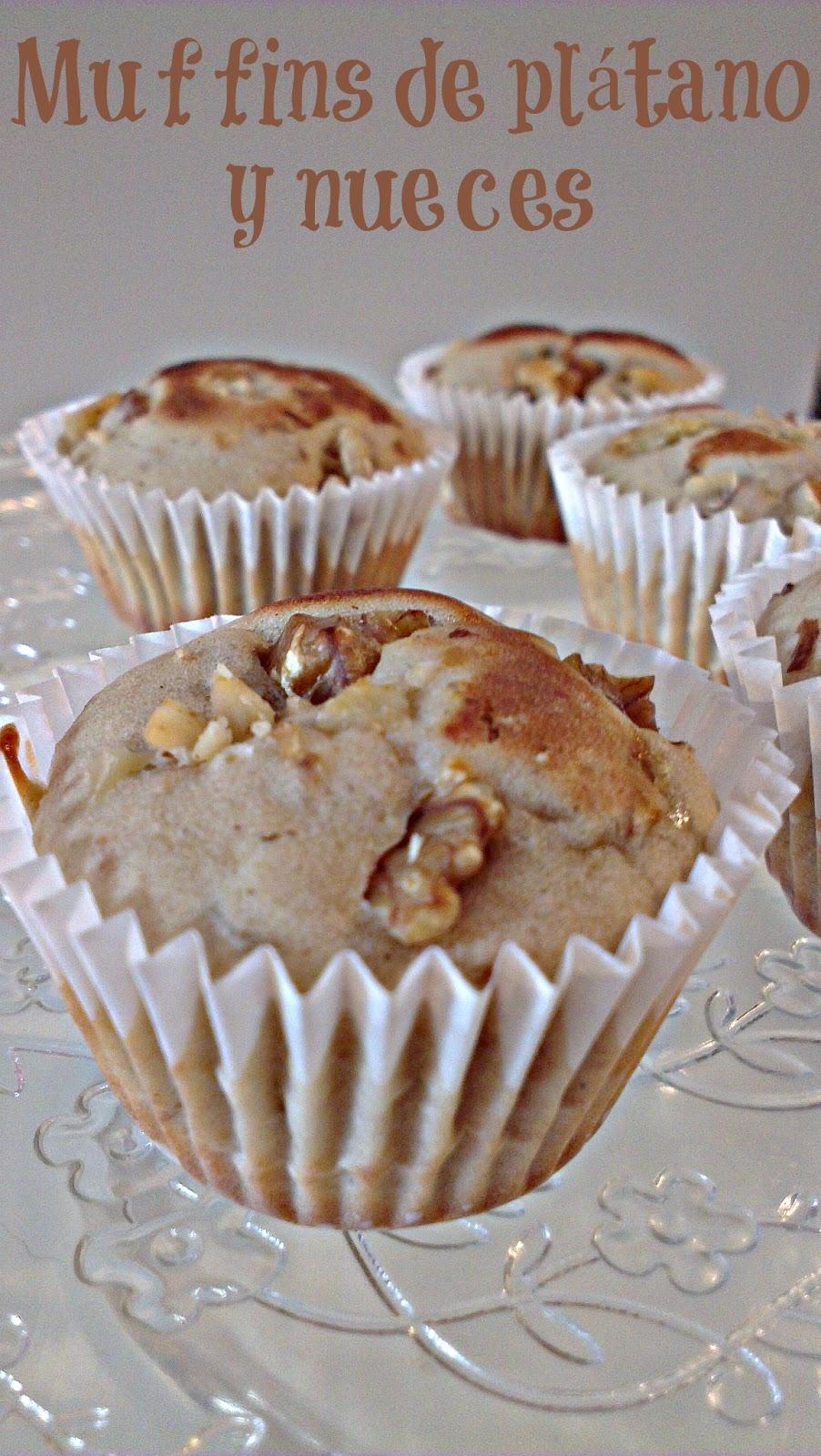 ♥ MUFFINS DE PLÁTANO Y NUECES ♥ MUFFINS DE PLÁTANO Y NUECES