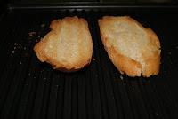 Pintxo de Queso Kiri, Salmon ahumado y Pimientos del padron Pintxo de Queso Kiri, Salmon ahumado y Pimientos del padron