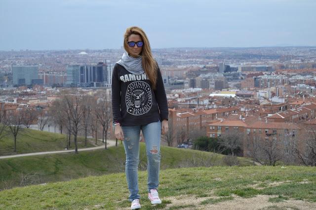 CASUALHoy os enseño el look que me puse el domingo por la... CASUALHoy os enseño el look que me puse el domingo por la...