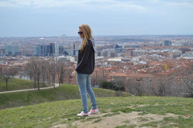 CASUALHoy os enseño el look que me puse el domingo por la... CASUALHoy os enseño el look que me puse el domingo por la...