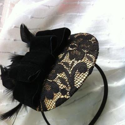 ROMERIA Y CANDELA Y LUCIA ROMERIA Y CANDELA Y LUCIA