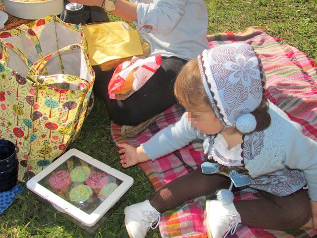 ROMERIA Y CANDELA Y LUCIA ROMERIA Y CANDELA Y LUCIA