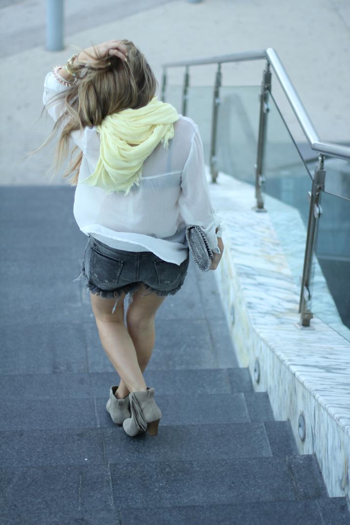 Look shorts Mónica Sors (1) SNAKE TOUCH…