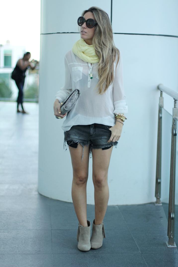 Look shorts Mónica Sors (8) SNAKE TOUCH…