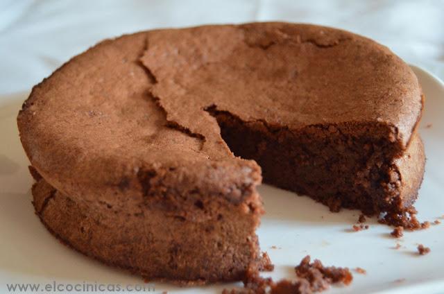 Pastel de nueces y chocolate Pastel de nueces y chocolate