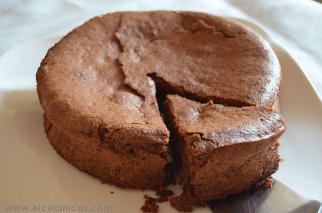 Pastel de nueces y chocolate Pastel de nueces y chocolate