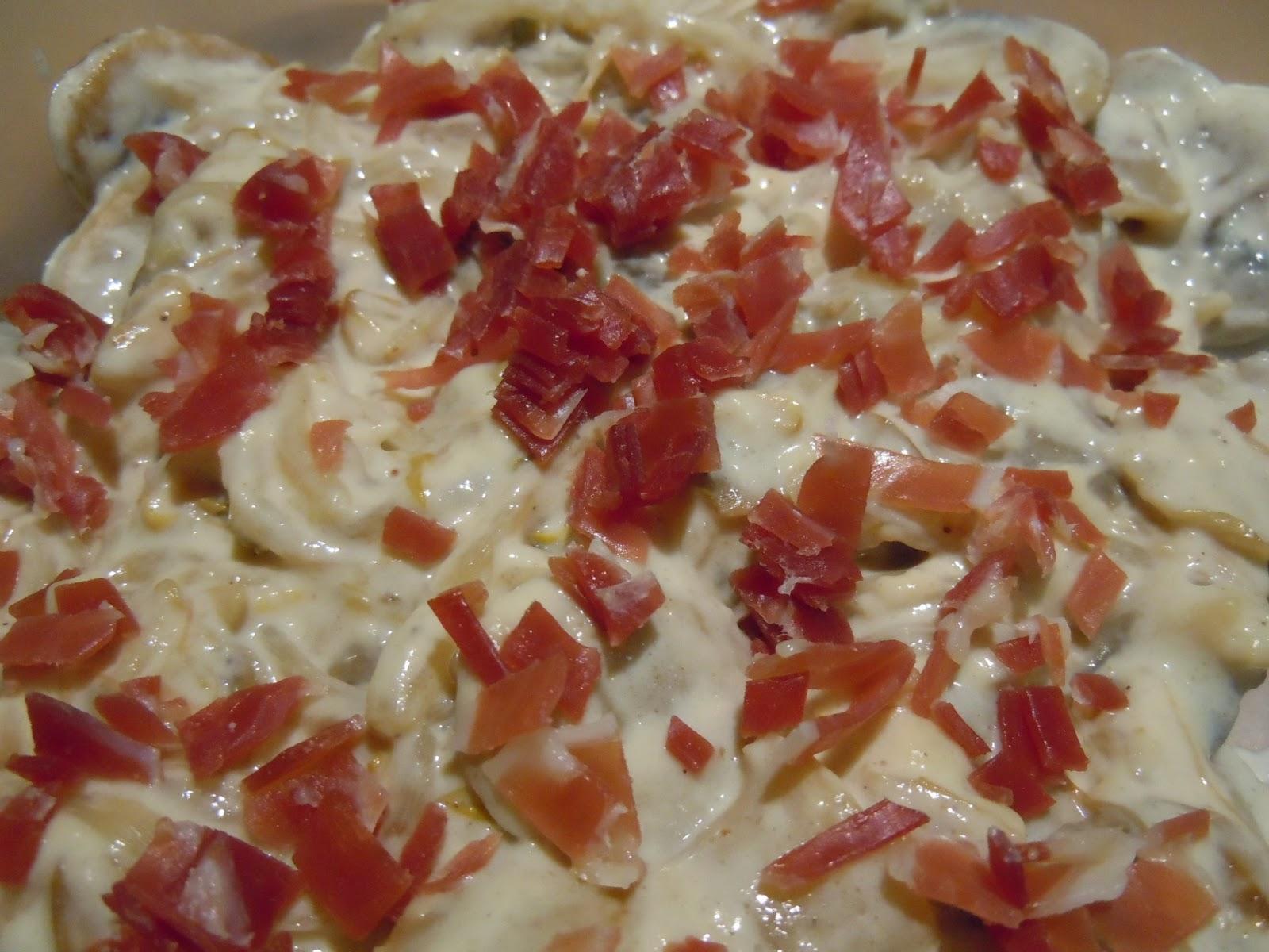 Crema de champiñones y brotes Crema de champiñones y brotes