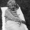 tumblr m808tbiETe1r2h5u7o10 1280 100x100 Fotos poco conocidas de Einstein