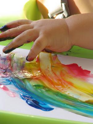 pintura de manos bebés y niños