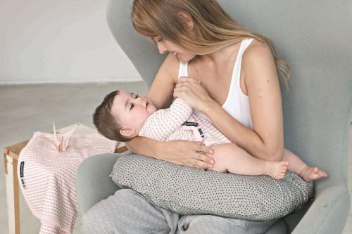 nena y mamá_cojín lactancia lactancia