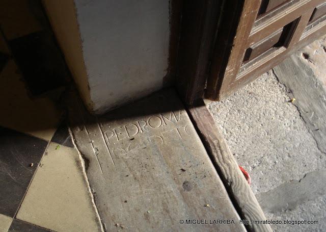 Urna de variadas razas Urna de variadas razas