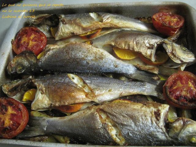 Lubinas al horno rellenas de mandarinas Lubinas al horno rellenas de mandarinas
