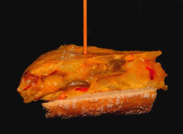 Pintxo de Tortilla de Patata con Pimientos Pintxo de Tortilla de Patata con Pimientos