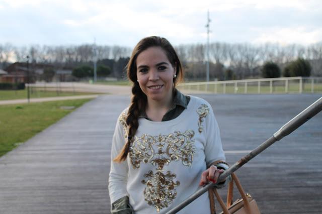 Green and camel Green and camel