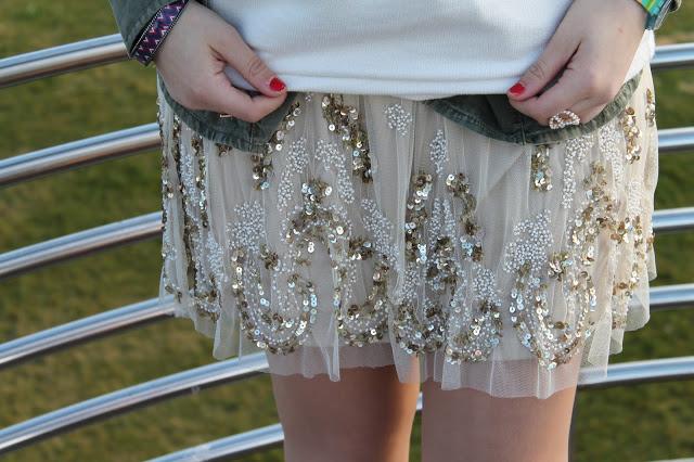 Green and camel Green and camel