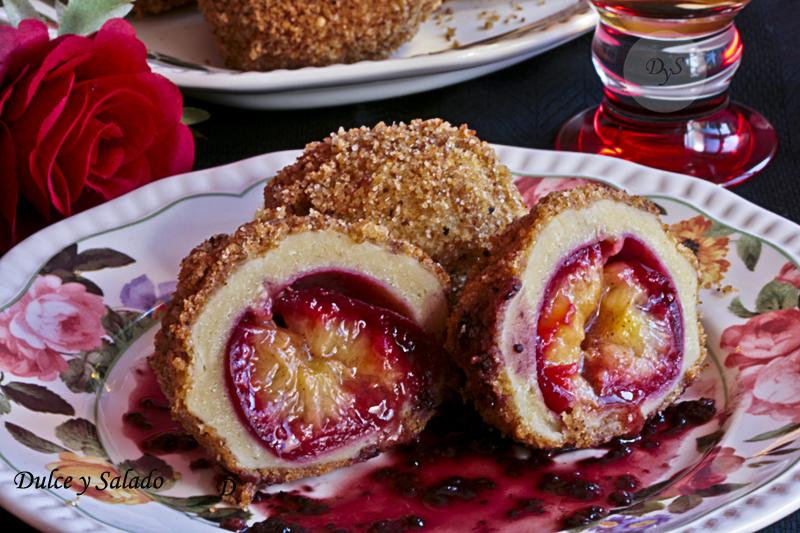 BOLAS DE CIRUELAS AUSTRIACAS BOLAS DE CIRUELAS AUSTRIACAS