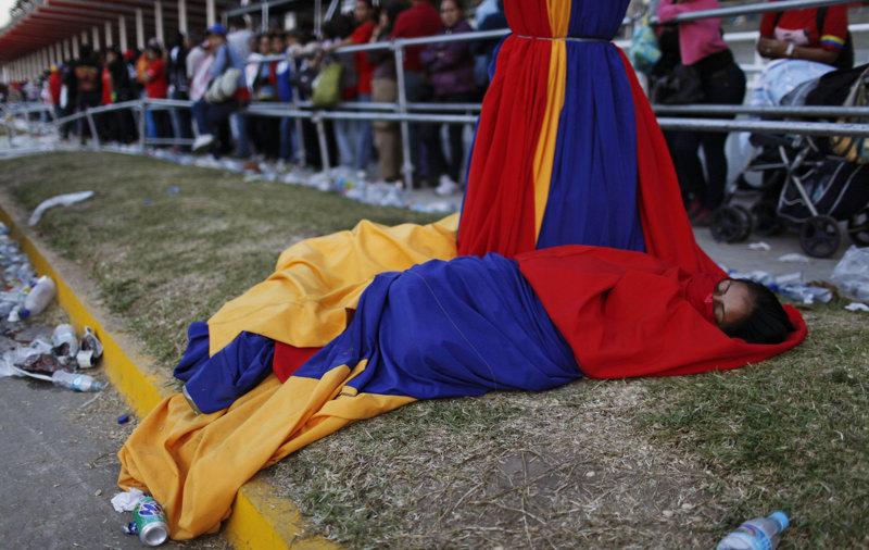 Fabulosas imágenes que legitiman a un Chávez del pueblo