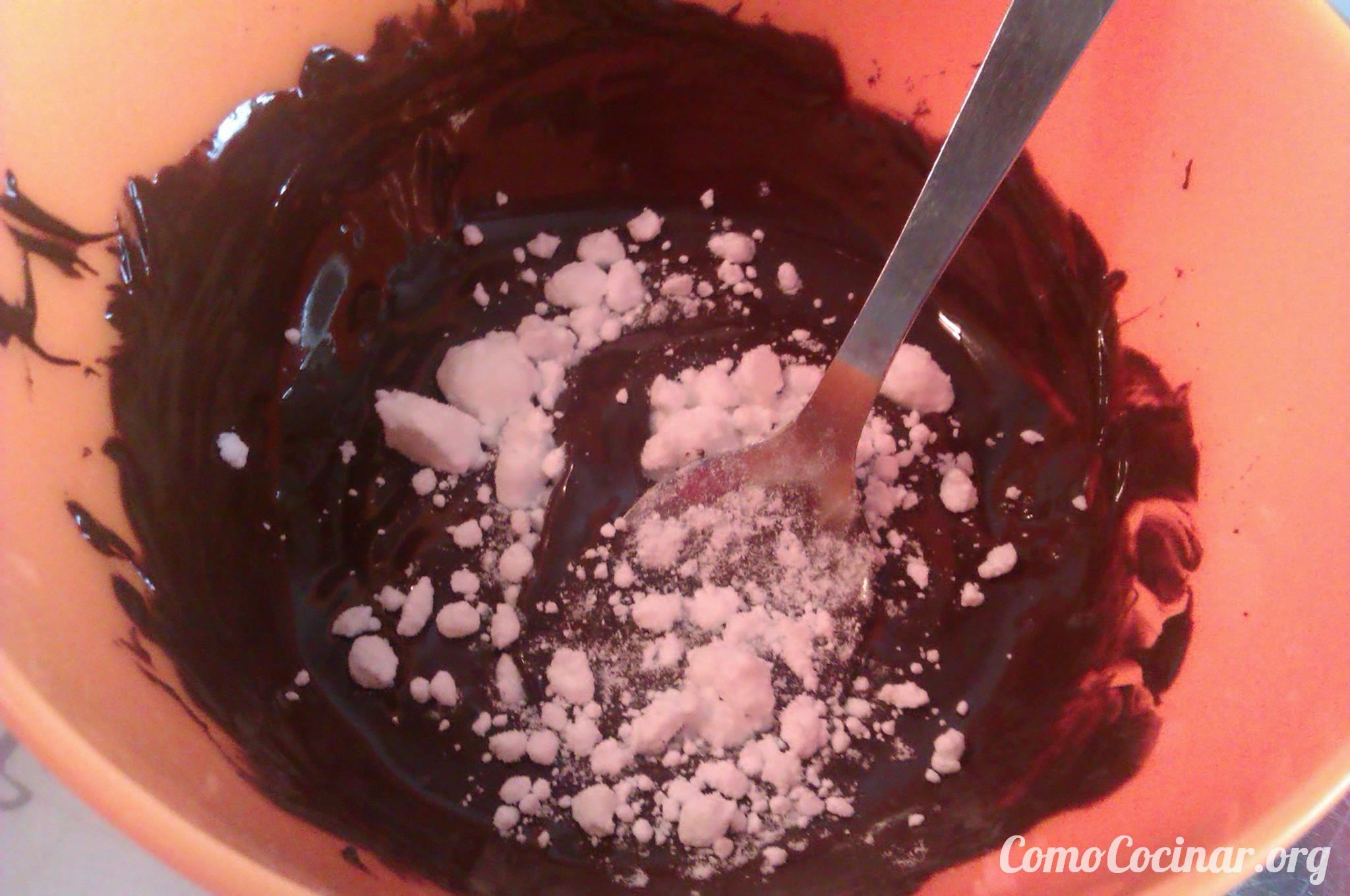 ¿Cómo hacer cruasanes rellenos de chocolate y almendras? paso a paso cruasán relleno de chocolate y almendras