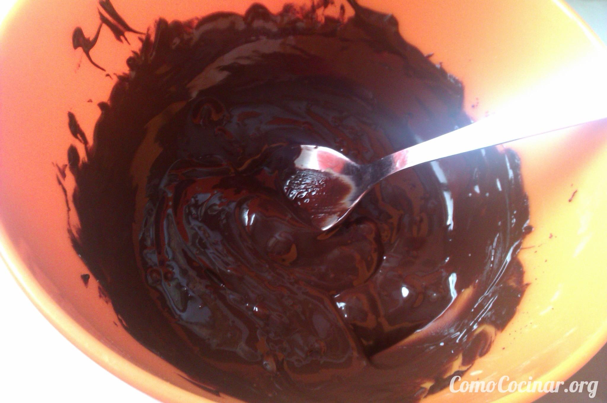 ¿Cómo hacer cruasanes rellenos de chocolate y almendras? paso a paso cruasán relleno de chocolate y almendras