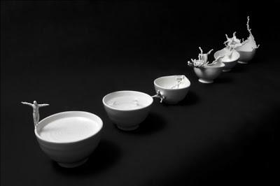 Bebamos para que el tiempo duerma de nosotros.Para que el... Bebamos para que el tiempo duerma de nosotros.Para que el...