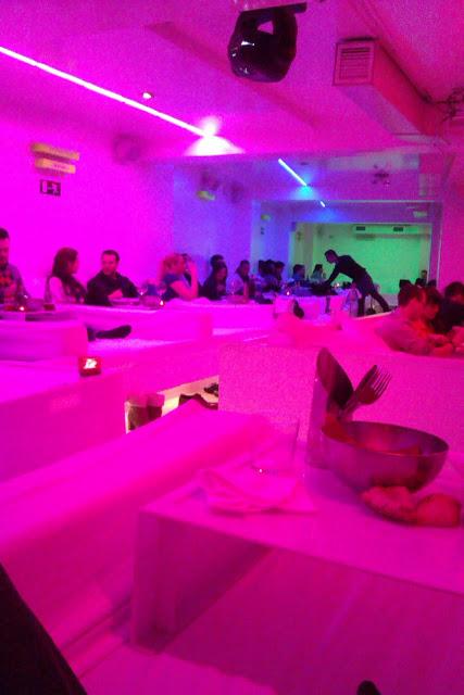 UNA NOCHE EN LAYDOWN UNA NOCHE EN LAYDOWN