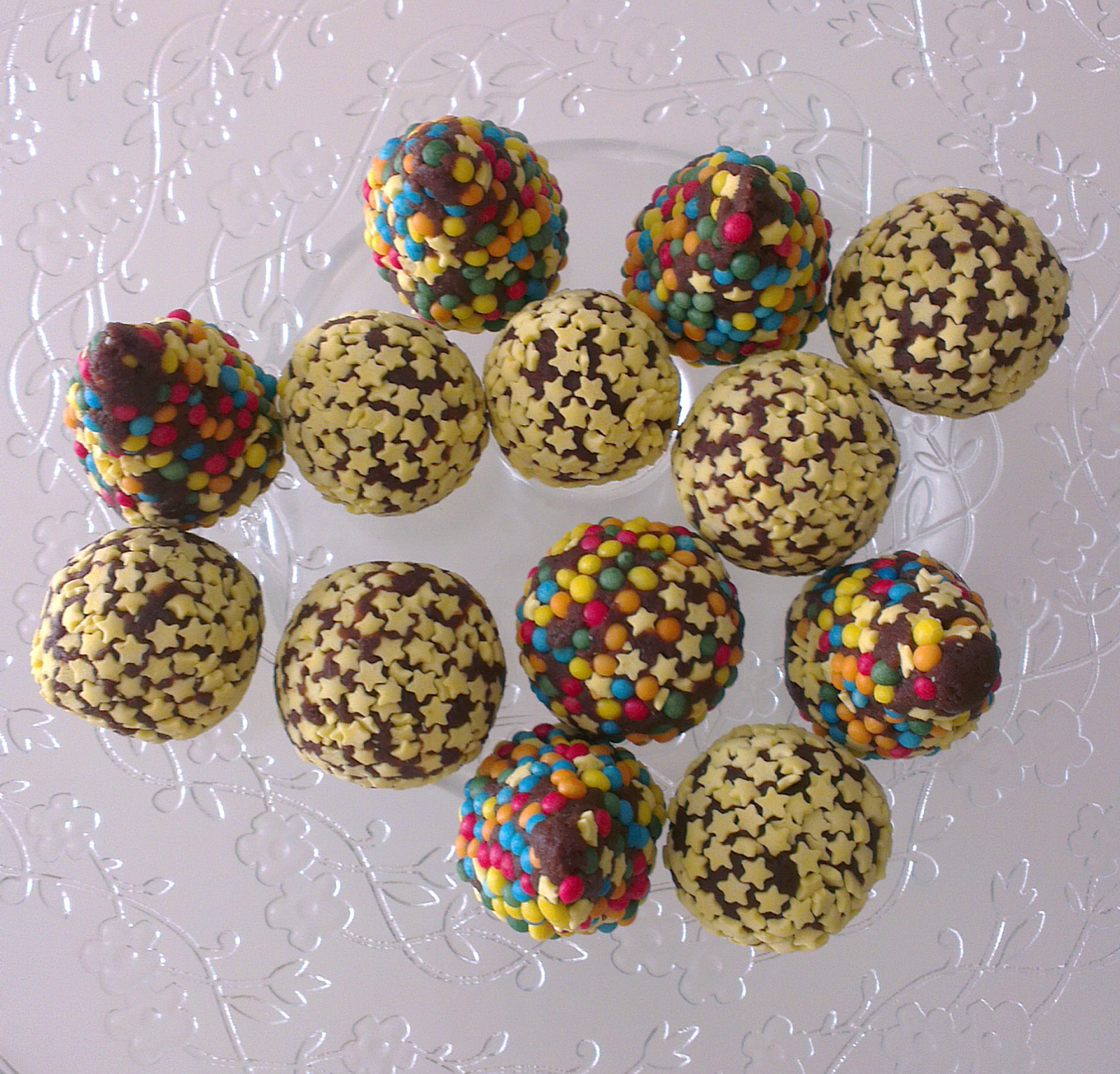 ♥ Cake pops con flores ♥ Cake pops con flores