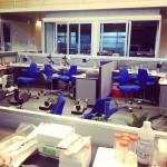 Marc Webb revela que Gwen aún trabaja en Oscorp en The Amazing Spider-Man 2. Fotos del set y nuevo logo Orcorp en rodaje de The Amazing Spider-Man 2