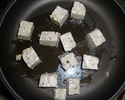 Ensalada con Huevas, Tofu Y Vinagre de la Pasión