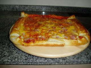 HOJALDRE/PIZZA