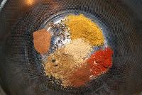 Brochetas de pollo con Patatas Panadera Brochetas de pollo con Patatas Panadera