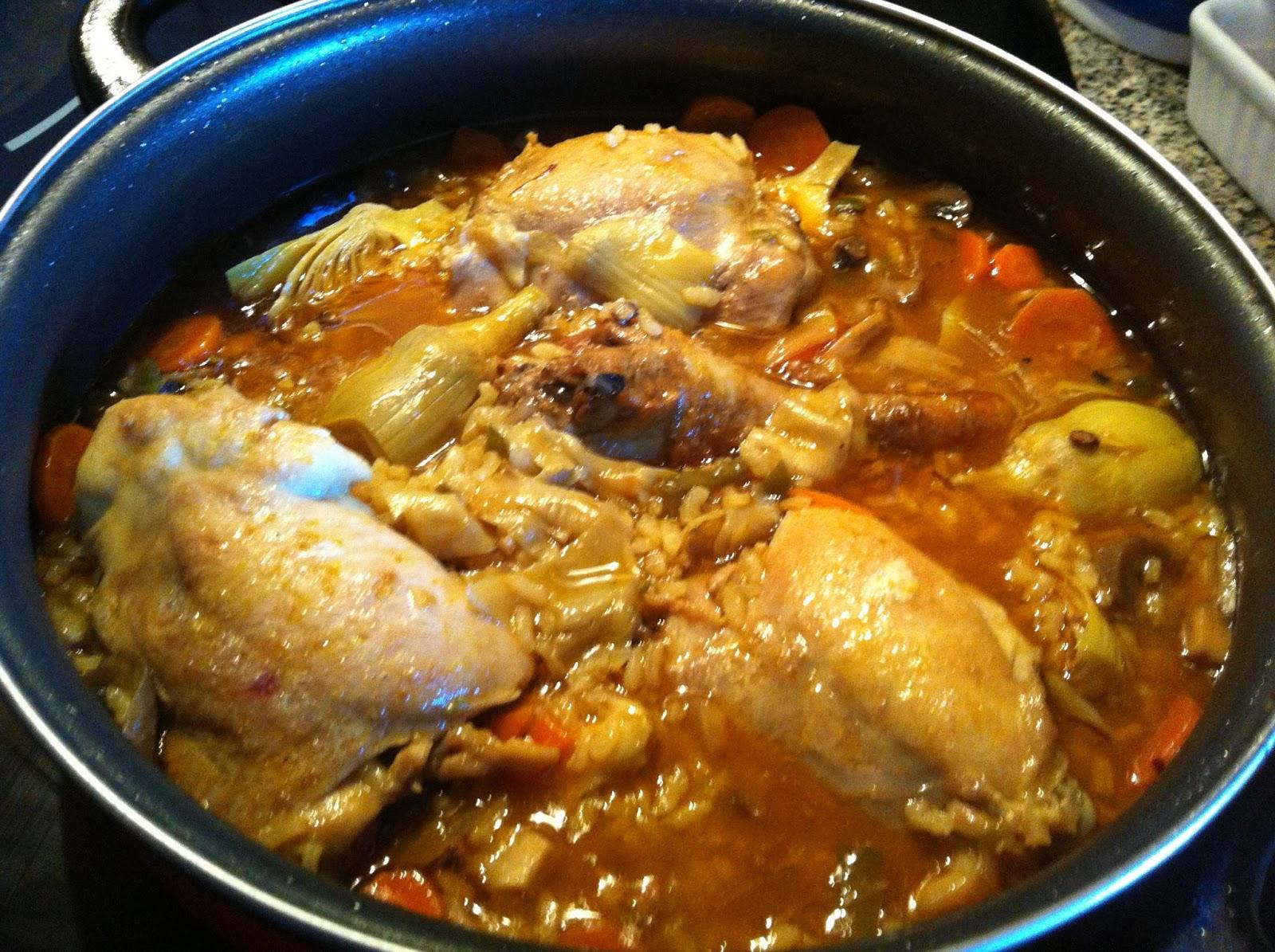 Arroz caldoso con pollo y alcachofas